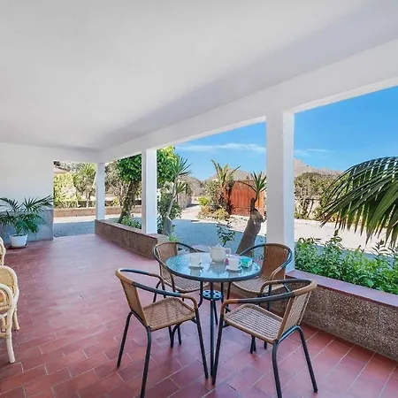Palmera Villa *